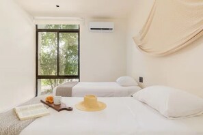 2 slaapkamers, een strijkplank/strijkijzer, gratis wifi, beddengoed