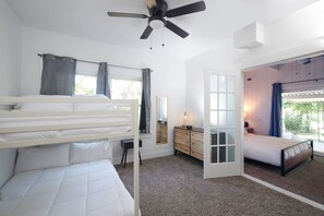 3 bedrooms, desk, iron/ironing board, travel crib