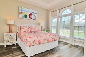 2 slaapkamers, een strijkplank/strijkijzer, wifi, beddengoed