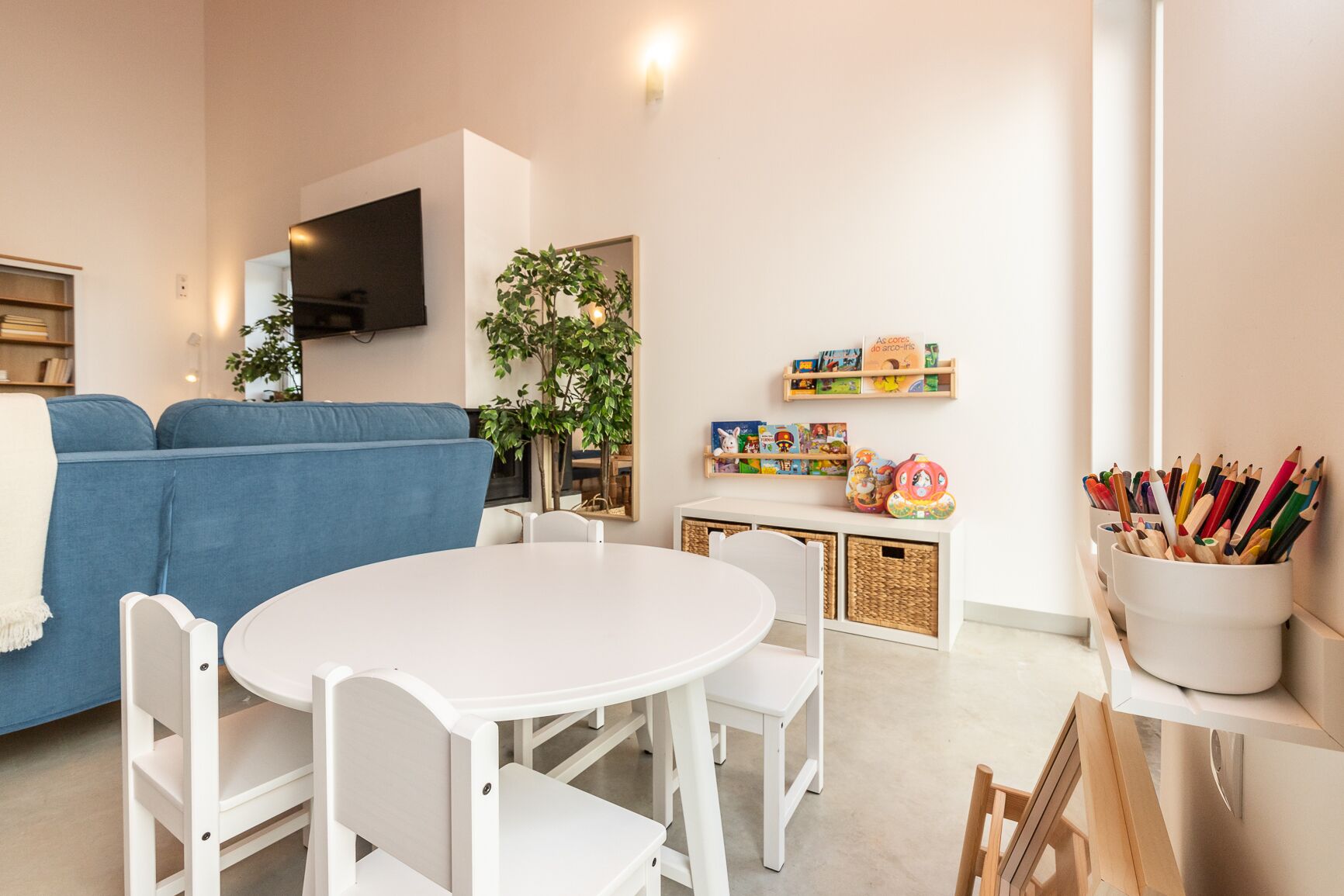 Zona de juegos infantil cubierta