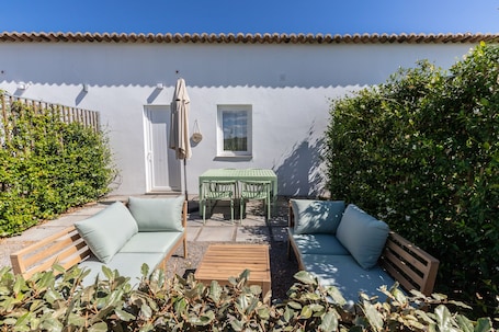 Family Room | Terrace/patio