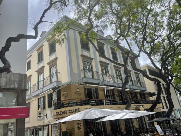 Front of property - Pier House Accommodation (Funchal)