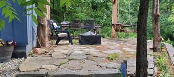 Quaint Stream Side Garden Flat