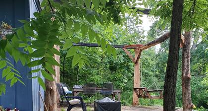 Quaint Stream Side Garden Flat