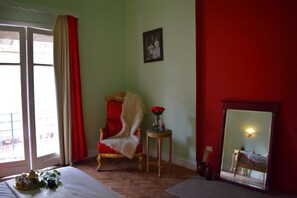 3 bedrooms, WiFi - Well decorated old art gallery - Walking to Tahrir Square (Cairo Governorate)