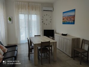Smart TV - Apartment large horizon Etna (catania)