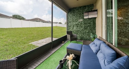 PARADISE VACATION HOME NEAR DISNEY ATTRACTIONS