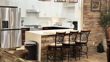 Coffee/tea maker, microwave, oven, stovetop
