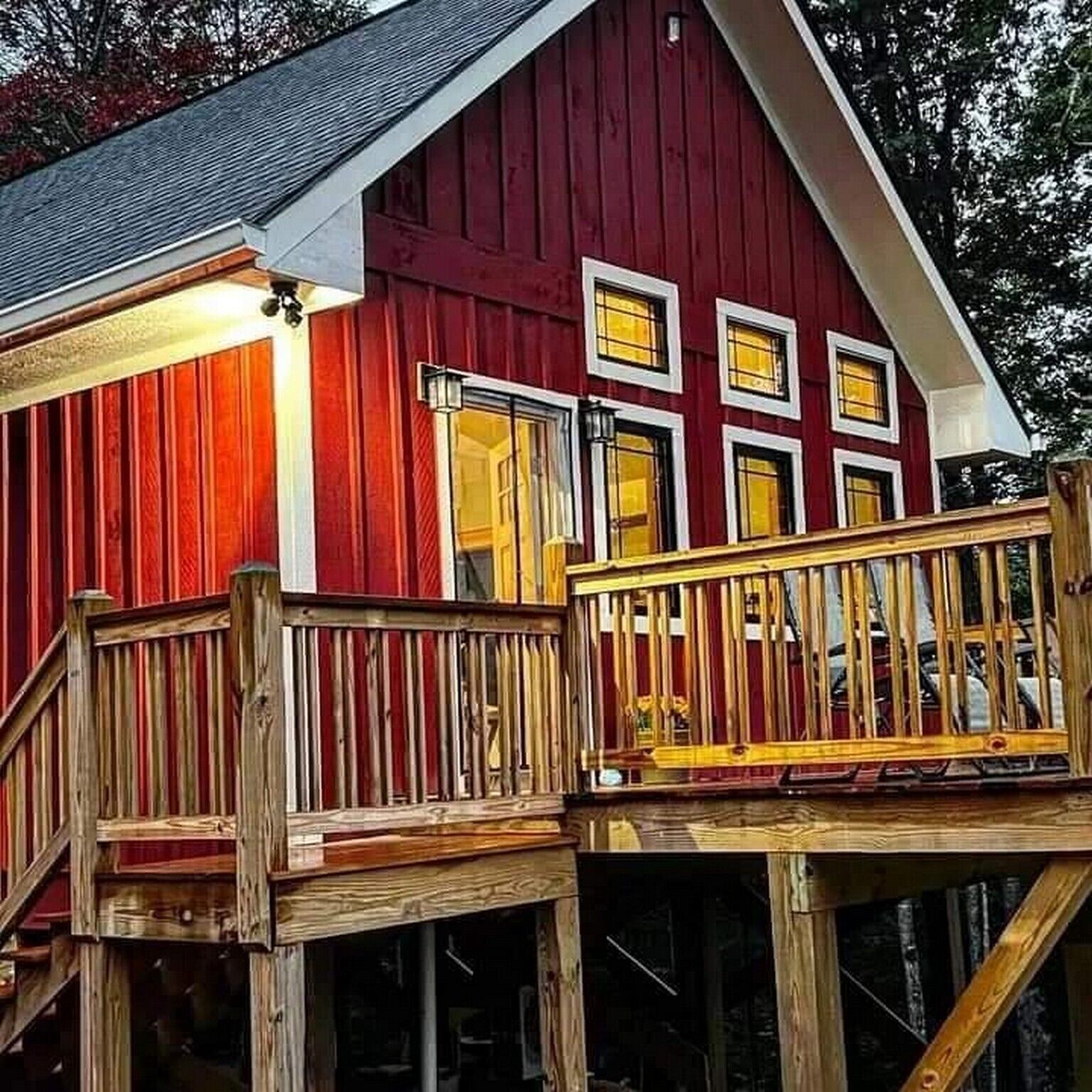 SkyView, Cozy, Romantic Cabin Perched High Above a Secluded Trout Stream