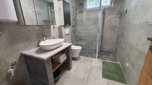 Shower - Holiday apartment Stylishly furnished with air conditioning (Balatonlelle)