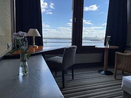 Desk, laptop workspace, free WiFi, bed sheets