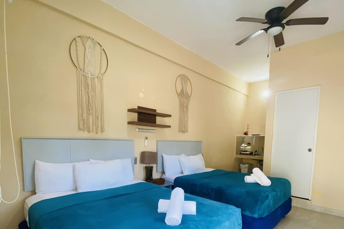 Basic Apartment (#2) | 1 bedroom, free WiFi, bed sheets