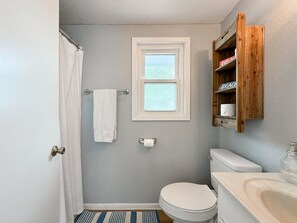 Shower, towels