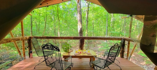 GLAMPING IN THE SMOKIES--PRIVATE 5 acres--LAKE ACCESS....See you in April 2026. 