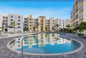 Outdoor pool, a heated pool