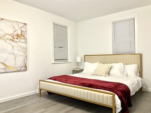 3 Schlafzimmer, Schreibtisch, Reisekinderbett, kostenloses WLAN