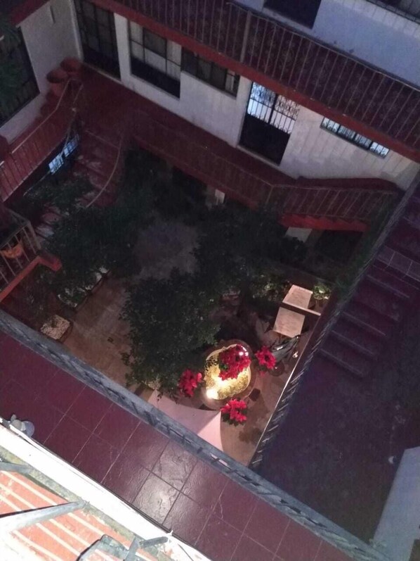 Terrace/patio - Hotel Sara (San Miguel de Allende)