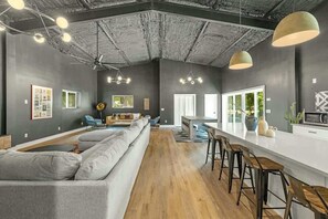 Smart TV, fireplace, offices
