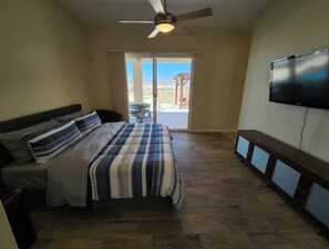 4 bedrooms, internet, bed sheets
