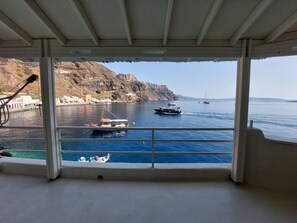 Interior - Studio in Old Port of Fira, Sea view, Santorini (Thera)