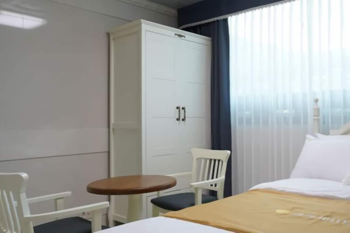 1 habitación, decoración personalizada, wifi gratis y ropa de cama