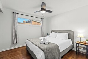 4 chambres, bureau, fer et planche à repasser, Wi-Fi gratuit