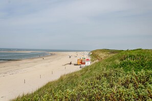 Tæt på stranden