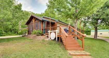 Family Friendly Lake House -1 hour from KC!