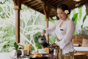 Desayuno inglés todos los días (con cargo)