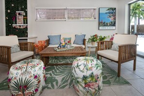 Interior - Coconut Cove 3BR w/ Heated Saltwater Pool (Seminole)