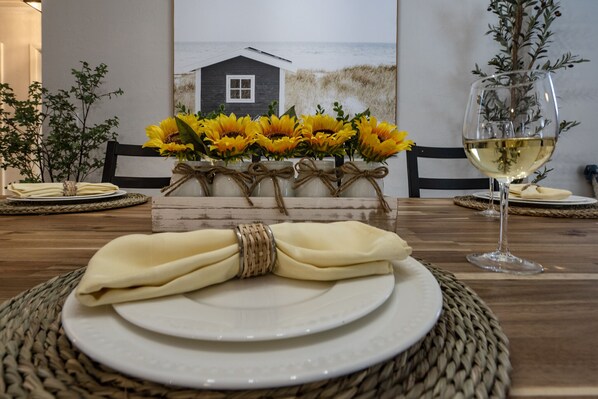 Dining - Coconut Cove 3BR w/ Heated Saltwater Pool (Seminole)