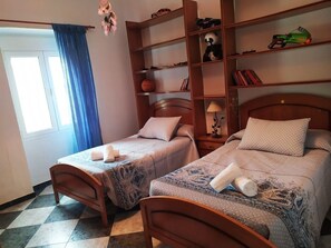 3 chambres, Wi-Fi gratuit, draps fournis