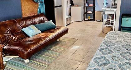 Seahorse Suite Efficiency Apartment