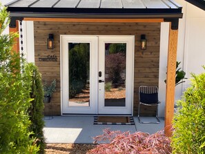 Exterior detail - Casa Chihuahua- Modern Luxe 2b/1b home (Carson)