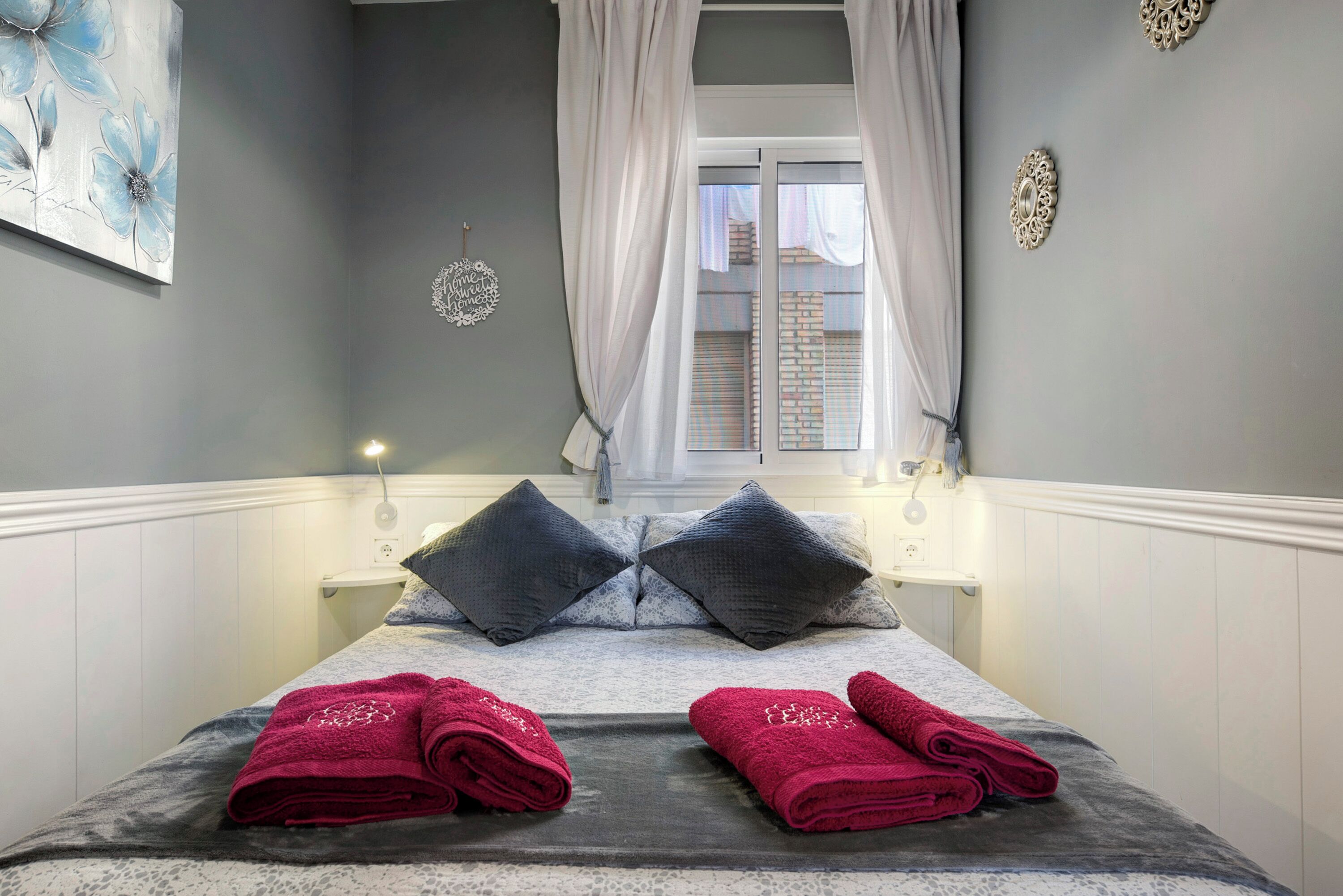 3 bedrooms, iron/ironing board, free WiFi, bed sheets