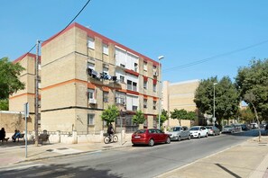 Exterior - Holiday Apartment "El Refugio" with Wi-Fi & Terrace (Jerez de la Frontera)