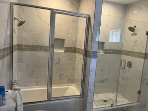 Combined shower/tub