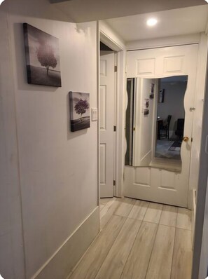 Interior - The cozy nook in waterloo (Waterloo)