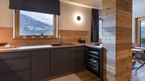 Unclassified image, 3 of 50, button - Van's Place - Luxury apartment Kaltenbach, Zillertal, Austria (Kaltenbach)