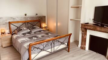 1 chambre, bureau, lit parapluie, Wi-Fi gratuit