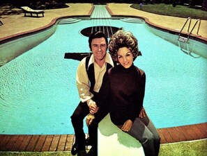 Pool - Music City Holiday on Music Row, POOL & Free Parking (Nashville)