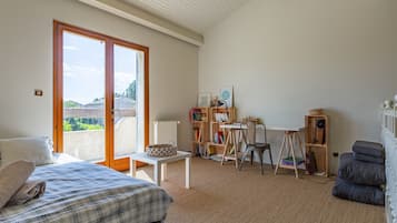 4 Schlafzimmer, kostenloses WLAN, Bettwäsche