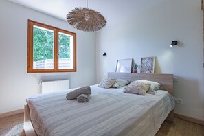 4 habitaciones, wifi gratis y ropa de cama