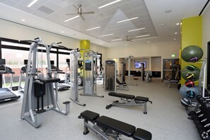 Fitness facility - Work & Relax ★ Long-Term Stay ★ Near Johns Hopkins & Siani Hospital (Baltimore)