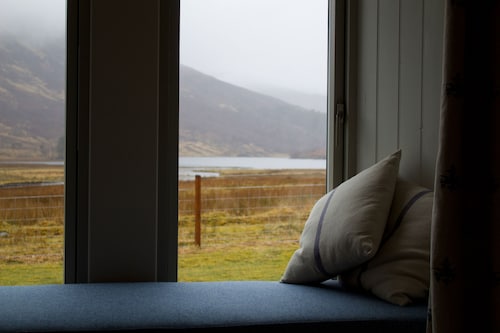 Torran Cottage -  A cosy country cottage set in dramatic Scottish landscape