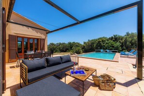 Pool - Holiday home 'Finca Ca'n Terrasa' with Mountain View, Pool & Wi-Fi (Capdepera)