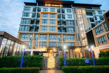 Exterior. Siri Hotel Lumphun