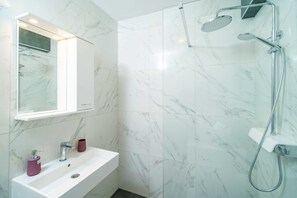 Bathroom - Apartment Blue Pearl (Zupa dubrovacka)