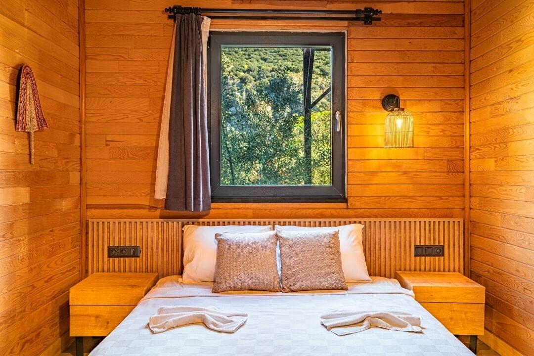 Smart oda | Minibar, bed sheets