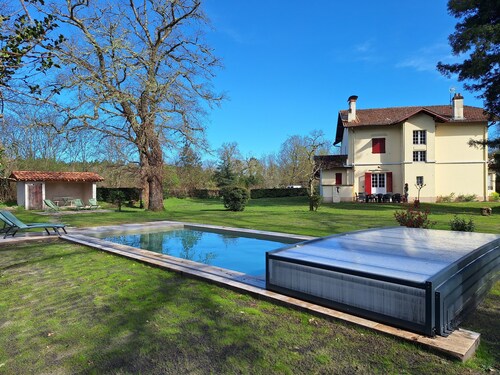 Large renovated 1920s villa